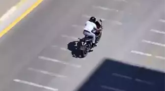 Denizli’de Plakasız ve Abartı Egzozlu Motosiklete Cezai İşlem