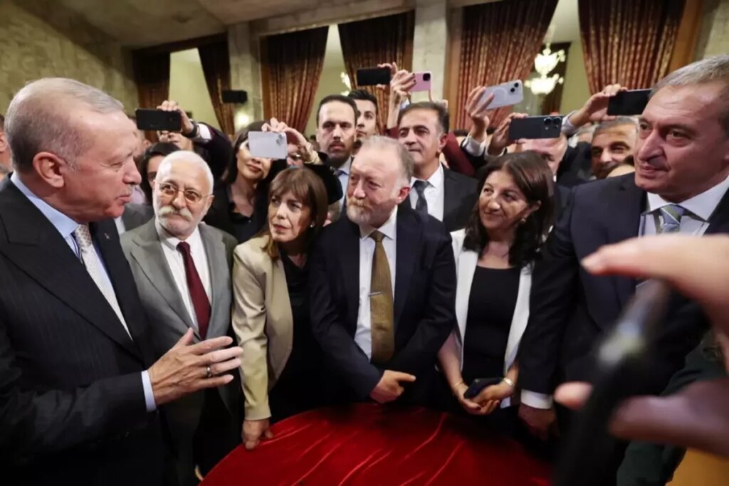 Altan Tan: DEM Parti, Erdoğan’ın aday olabilmesi için oy verecek