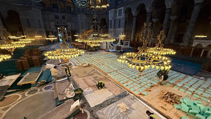 Ayasofya’ya ‘kamyon iddiaları’na yanıt! Fotoğraflar paylaşıldı