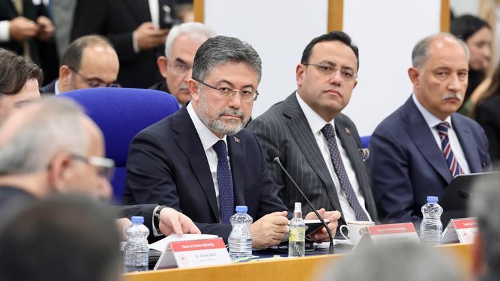 Bakan Yumaklı’dan Et ve Süt Kurumu iddialarına yalanlama: Tek kuruşluk ticari faaliyet olmamıştır