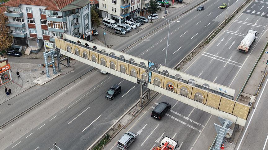 ‘Evimin içini görüyorlar’ dedi! 12 yıllık üst geçit ile ilgili karar