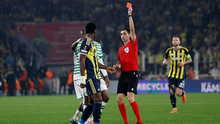 Fenerbahçe’de kırmızı kartın perde arkası ortaya çıktı! İşte Jhon Duran’ın çılgına dönme nedeni: Ailesine çirkin sözler