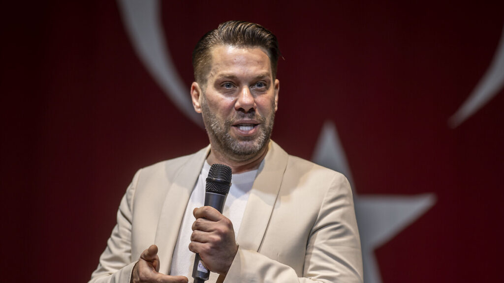 Fırat Aydınus: Birçok hakem zan altında kaldı