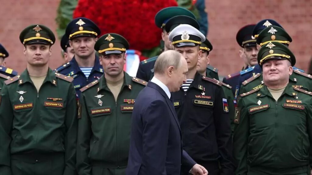 Fransa’nın da ordusunu büyütmeye karar vermesi bize ne anlatıyor?