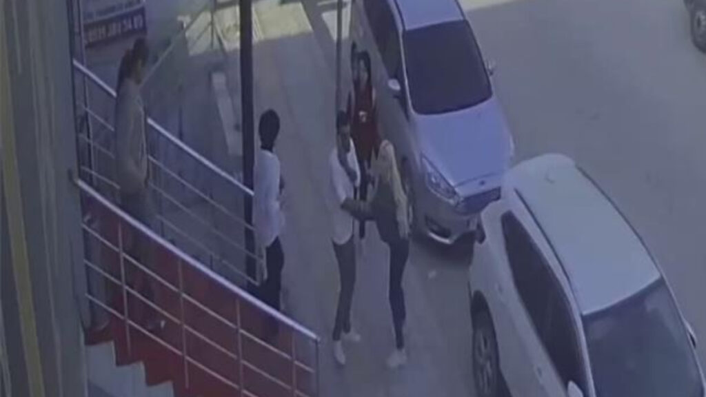 Hatay’da deprem paniği