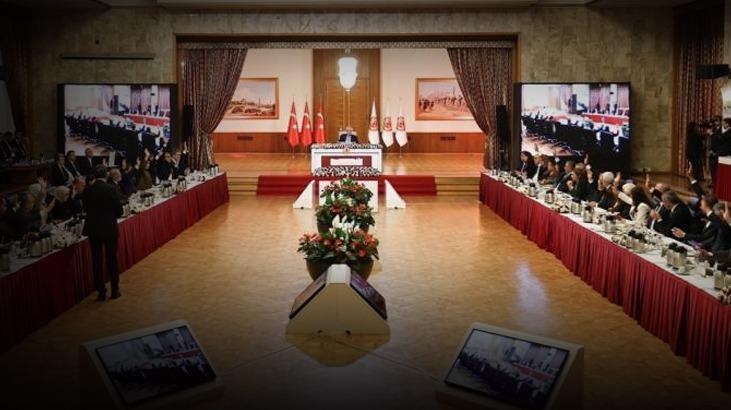 Heyet İmralı’ya gitti: Masada Suriye vardı