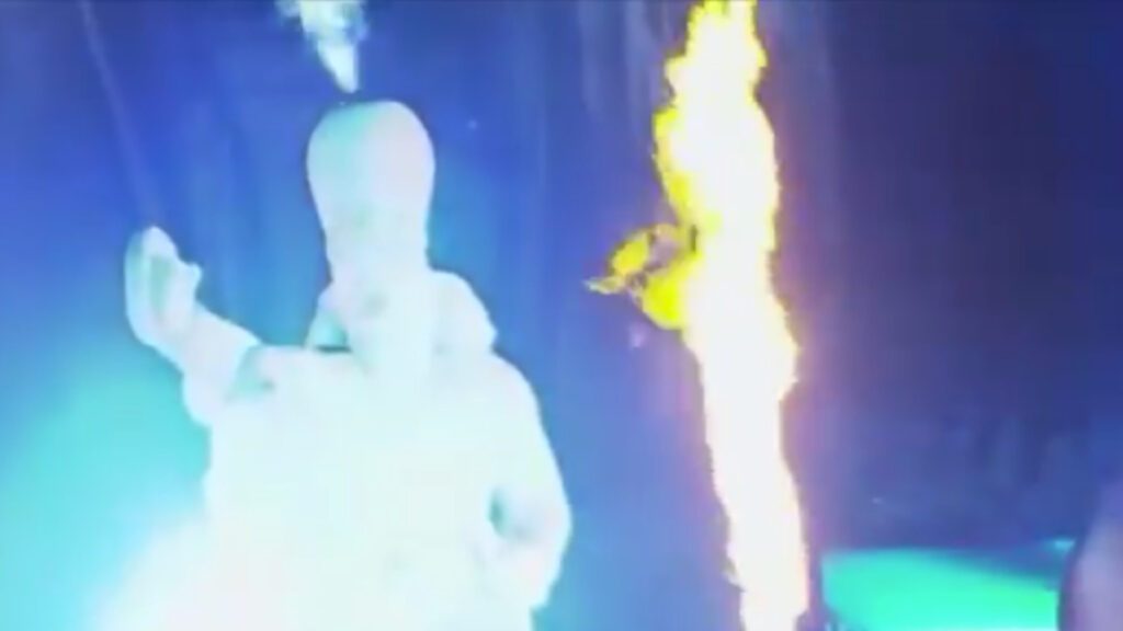 İran’da görkemli heykel açılışı