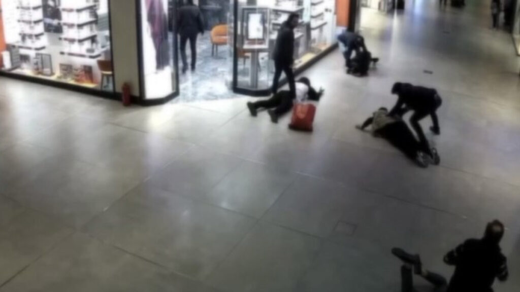 İstanbul’da kıyafet deneme bahanesiyle 1 milyon TL’lik vurgun: Suçüstü yakalandılar