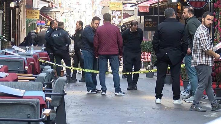İstiklal Caddesi’nde silahlı kavga! 2 yaralı