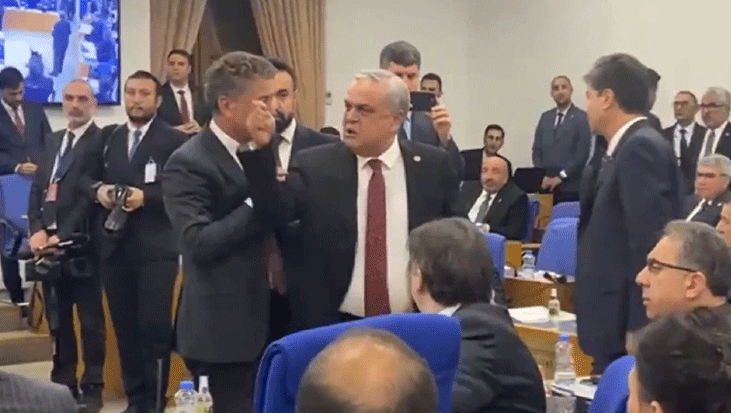 Meclis’te CHP’li vekilden Halk TV çıkışı: CHP milletvekillerini protesto ediyorum