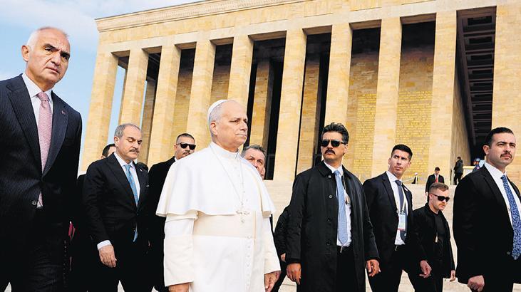 Papa 14. Leo Anıtkabir’i ziyaret etti