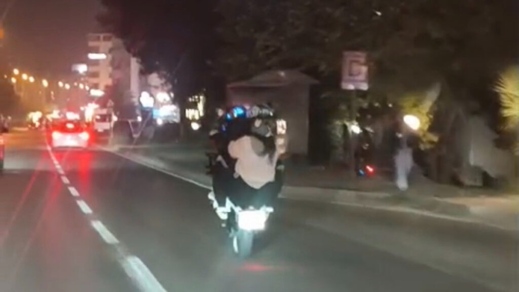Samsun’da tek teker üzerinde motosiklet sürdüler: 4 bin TL ceza kesildi