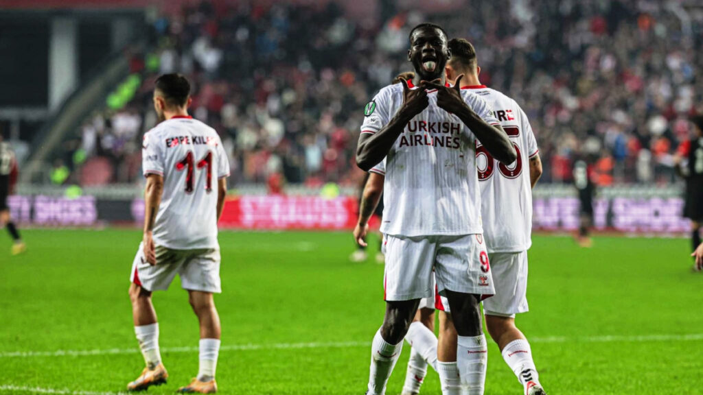 Samsunspor, UEFA Konferans Ligi’ne damga vuruyor!