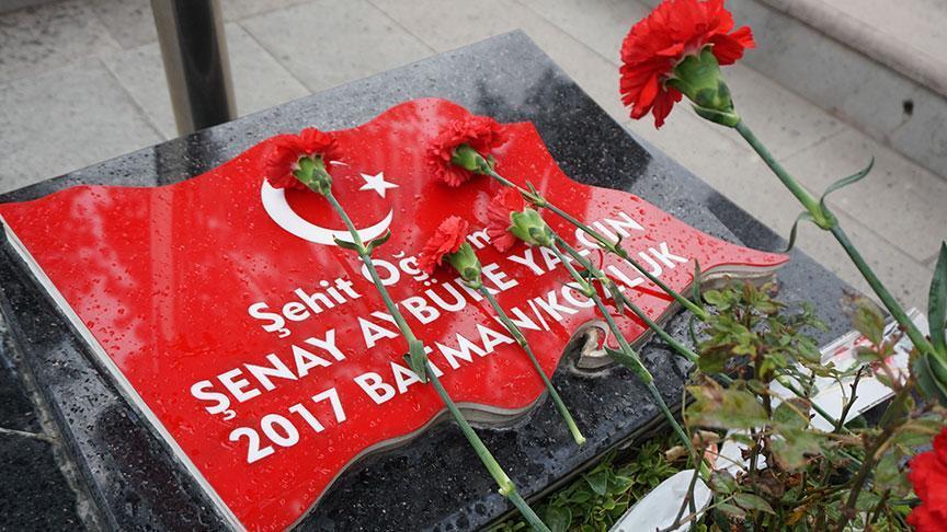 Şehit öğretmen Şenay Aybüke Yalçın mezarı başında anıldı
