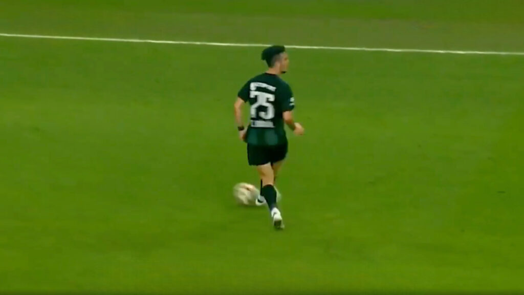 Tayfur Bingöl’den uzatma dakikalarında gülümseten ‘no-look’ denemesi