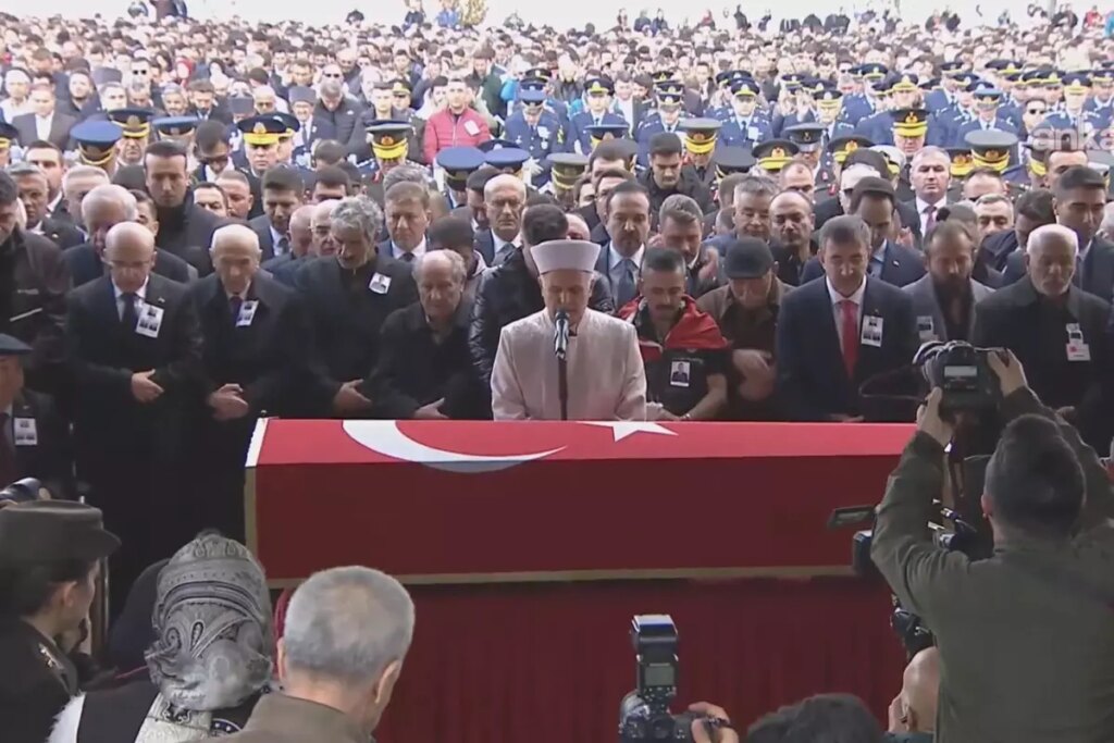Türkiye şehitlerini uğurluyor! Devlet erkanı Ankara’daki törende