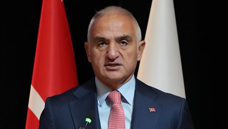 2025 Yılı Türk Diline Hizmet Ödülleri! Bakan Ersoy: ‘Türkçeye gösterdiğimiz özen, kimliğimize, ve geleceğimize gösterdiğimiz özendir’