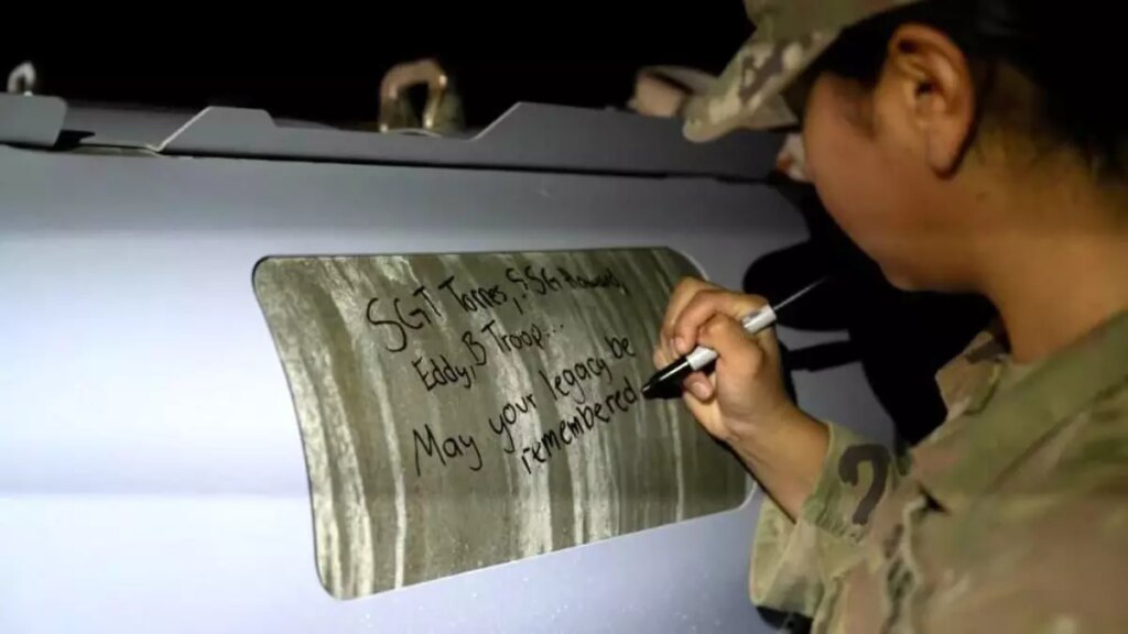 ABD, Suriye’de IŞİD’e karşı ‘büyük bir hava saldırısı’ düzenledi