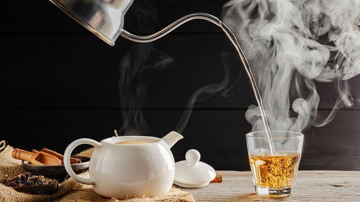 Bitki çaylarını kaynatırken dikkat! Aşılan süre faydadan çok zarar verebilir