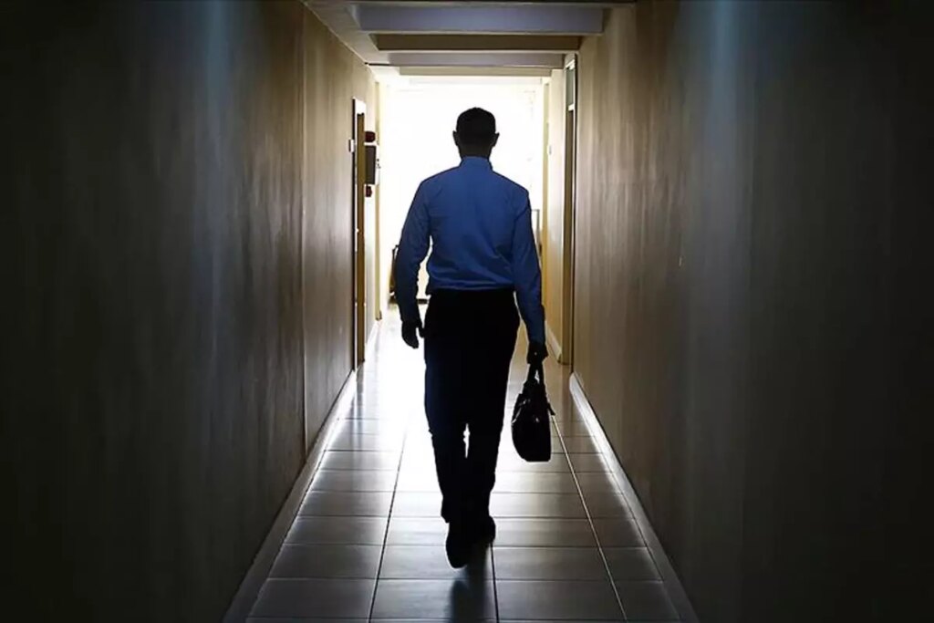 Dev banka 10 bin kişiyi işten çıkarıyor