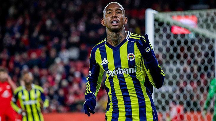 Fenerbahçe’nin gol makinesi Talisca! Hem sahada hem sahnede