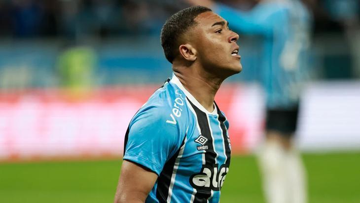 Galatasaray’ın eski golcüsü Carlos Vinicius alev aldı! Brezilya’da sezona damga vuruyor