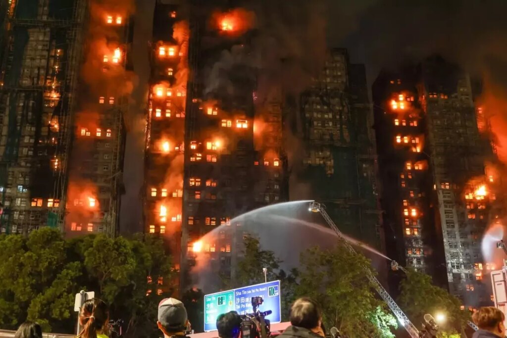 Hong Kong’da onlarca kişinin yanarak öldüğü facia adeta “Geliyorum” demiş