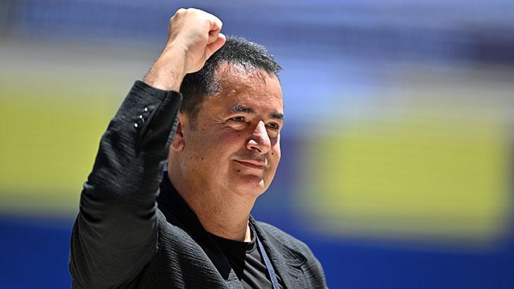 Hull City’nin sahibi Acun Ilıcalı: Beni izleyin! Gerçek çılgın adamı görecekler