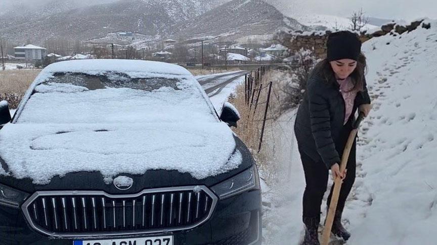 Son dakika… Fotoğraflar bugün çekildi! Kar yağışı başladı, birçok kent beyaza büründü: Meteoroloji’den yeni uyarı