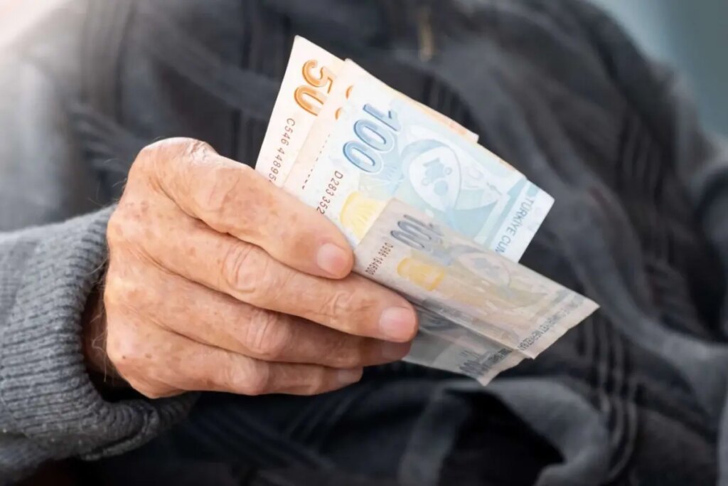 En düşük emekli maaşında rakam netleşti