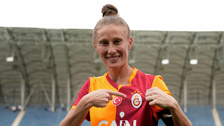 Galatasaray Kadın Futbol Takımı’nın kaptanı Ebru Topçu hedeflerini açıkladı! ‘Örnek aldığım oyuncu İlkay Gündoğan’