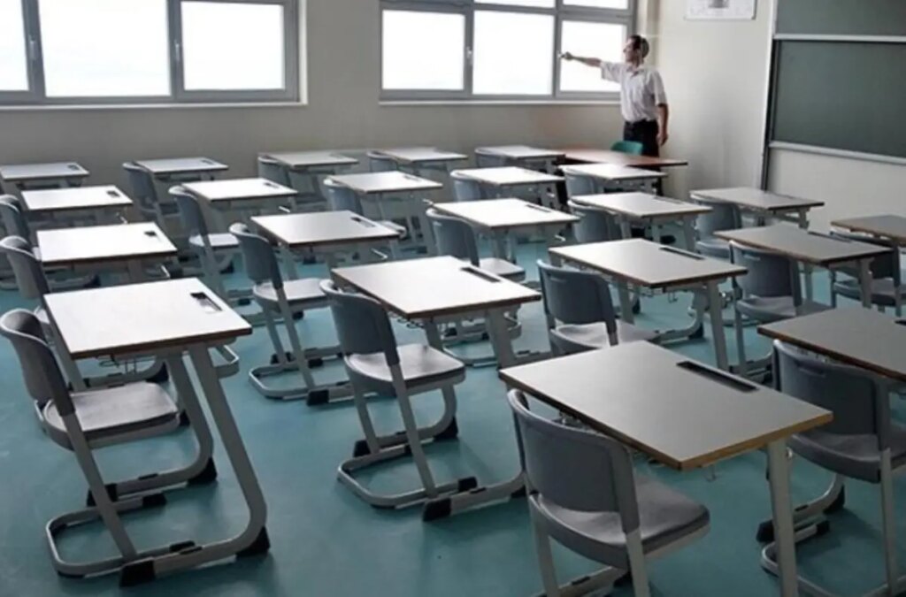 Rüzgar – fırtına nedeniyle İstanbul’da okullar tatil oldu mu?