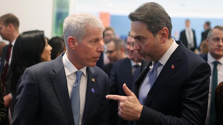 Bakan Bayraktar, Uluslararası Enerji Ajansı Bakanlar Toplantısı’na katıldı! Peş peşe görüşmeler