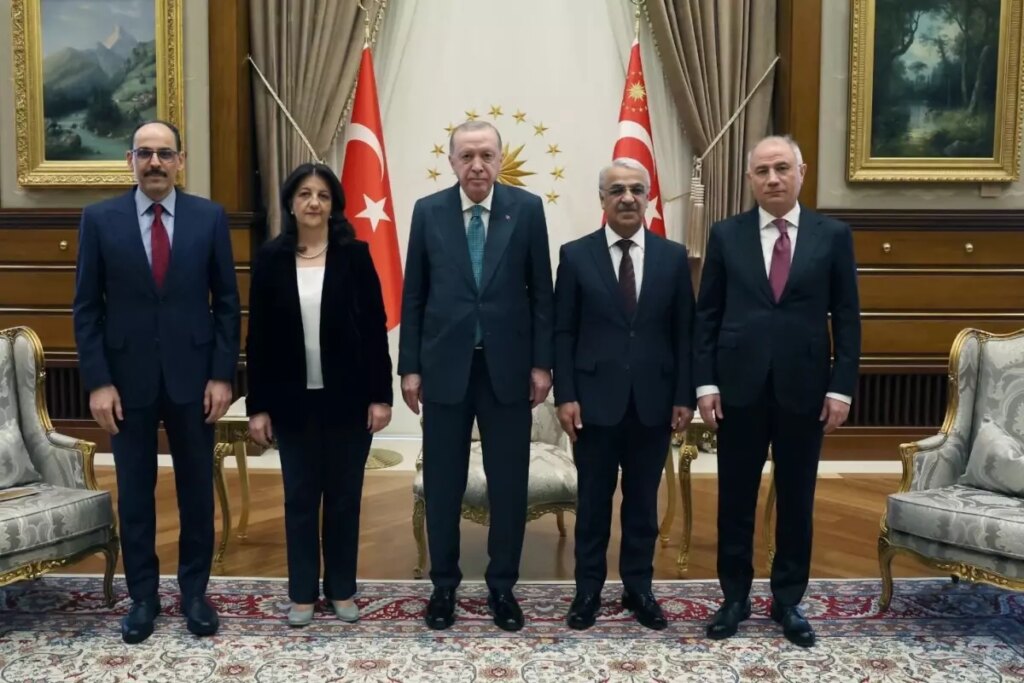 Cumhurbaşkanı Erdoğan-DEM heyeti görüşmesinden ilk fotoğraf