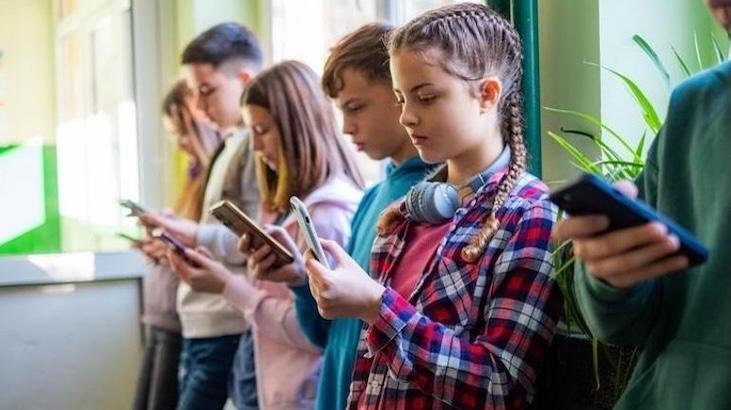 Facebook ve Instagram’a çocuk istismarı nedeniyle dava açıldı