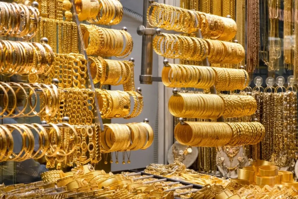 Fiyatı uçan altını tahtından etti! Talep patladı, resmen yok satıyor