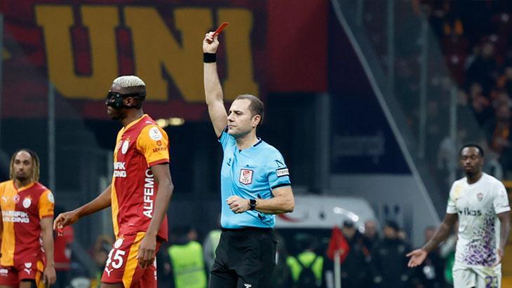 Galatasaray-Eyüpspor maçının tartışmalı pozisyonlarını eski hakemler değerlendirdi! ‘Daha net bir açı olamaz’