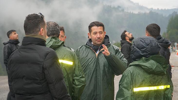 Okullar tatil edildi! Belediye Başkanı: Zaruri işi olmayan ilçemize gelmesin