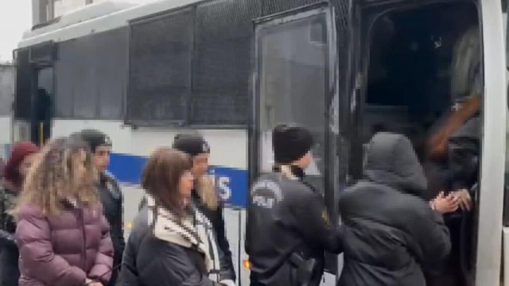 ‘OnlyFans’ta müstehcen içerik paylaşanlara operasyon! 17 şüpheli tutuklandı