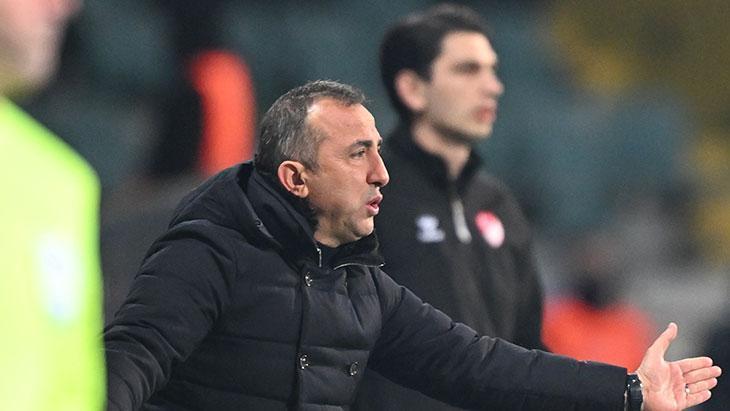 Rizespor’da Recep Uçar sonuçtan memnun! ‘Taraftarımızı mutlu ettik’