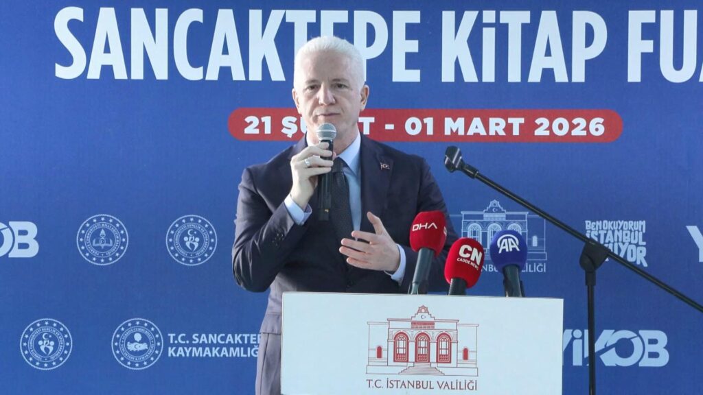 Vali Gül: Hedefimiz okullardaki kitap sayısını 10 milyona çıkartmak