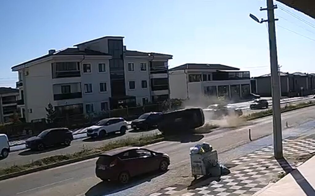 Çorlu’da korkutan kaza! Otomobil takla attı: 2’si çocuk, 5 yaralı