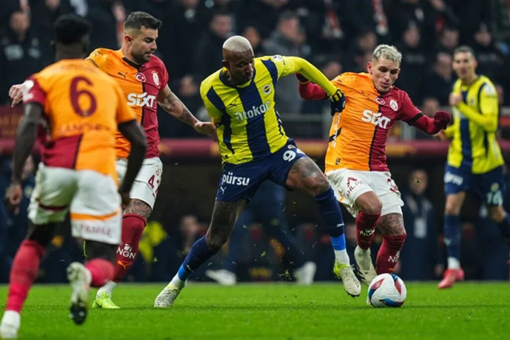 Derbi kavgası günler öncesinden başladı! Galatasaray’ın açıklamasına Fenerbahçe’den jet yanıt