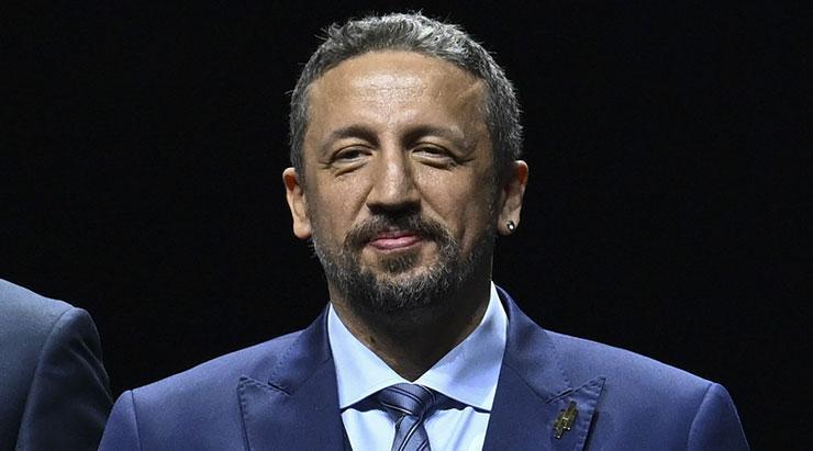 FIBA Onur Listesi’ne seçilen Hidayet Türkoğlu düzenlenen törende onurlandırıldı