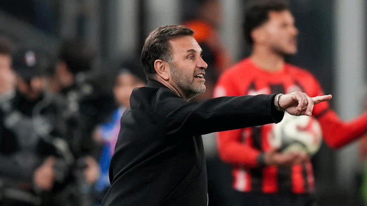 Galatasaray’da Okan Buruk’tan yöneticilere sitem: Hakemleri de yenmek zorunda mıyız?