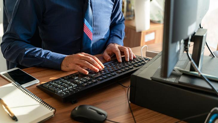 Klima, klavye, fan, monitör: Sessiz ama gürültülüler! Beyin için bitmeyen mesai