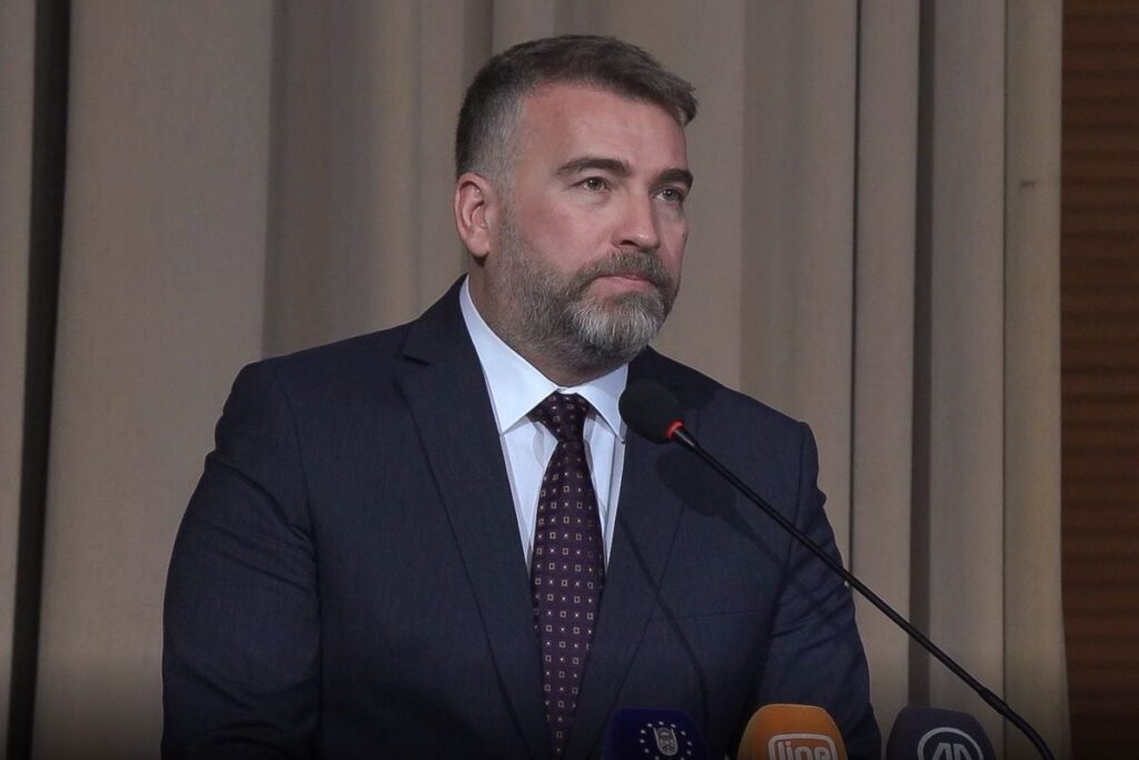 Milli Eğitim Bakan Yardımcılığına atanan Cihad Demirli kimdir?