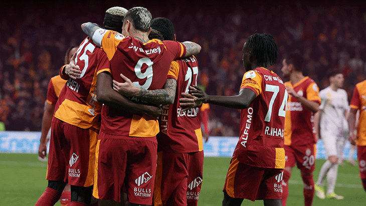Galatasaray’da bir devrin sonu! Efsane oyuncu veda ediyor