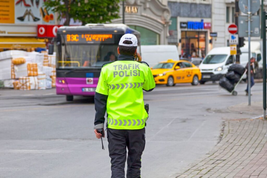 İstanbul Valiliği, 1 Mayıs tedbirlerini açıkladı! İşte ilçe ilçe alınan kararlar