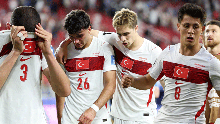 A Milli Takım, Paraguay maçı sonrası Avrupa basınında gündem oldu! ‘Felaket bilanço, baskın oyun boş çıktı’